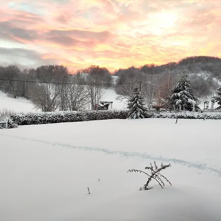 Rustikalna Kuca Snowdrop S Kaminom U Begovom Razdolju, Gorski Kotar
